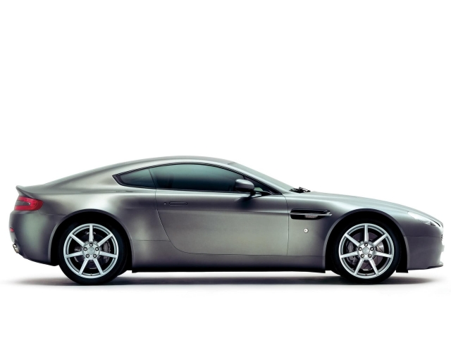 HD WallPapers from Collection - 2006 Aston Martin V8 Vantage