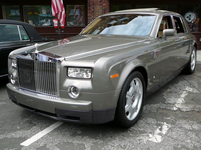 HD WallPapers from Collection - 2006 Rolls Royce Phantom
