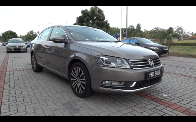 HD WallPapers from Collection - 2011 Volkswagen Passat