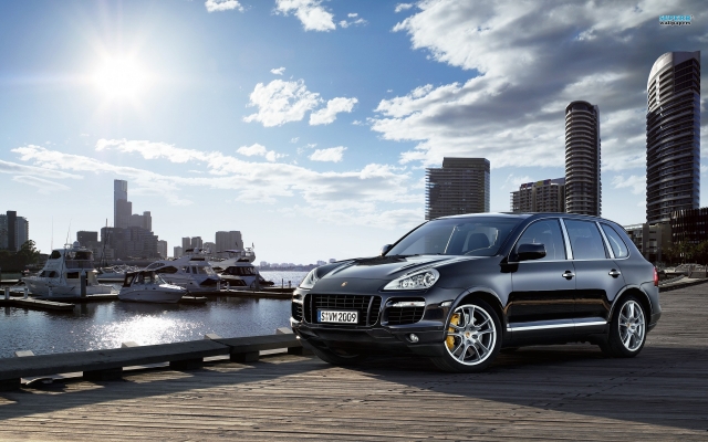 HD WallPapers from Collection - 2012 Porsche Cayenne Turbo S