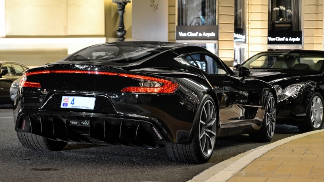 HD WallPapers from Collection - Aston Martin One 77