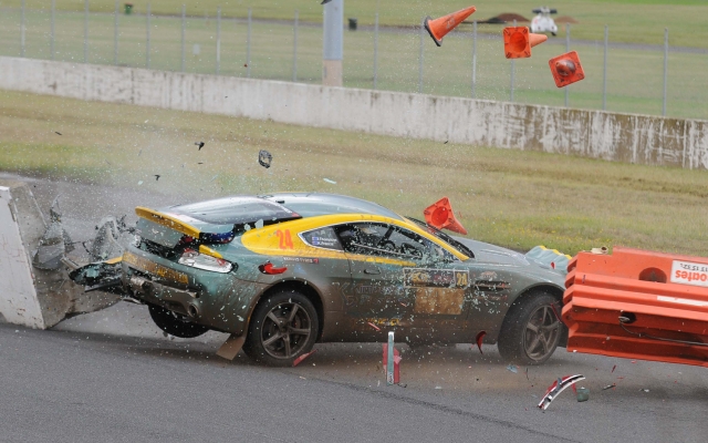 HD WallPapers from Collection - Aston Martin V8 Vantage Rally Gt