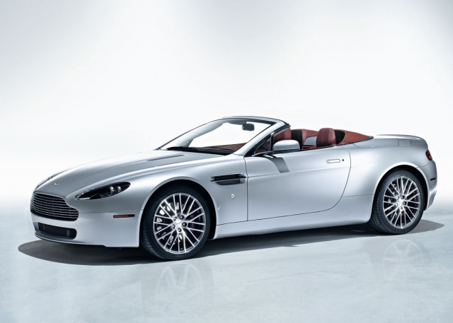HD WallPapers from Collection - Aston Martin V8 Vantage S Roadster