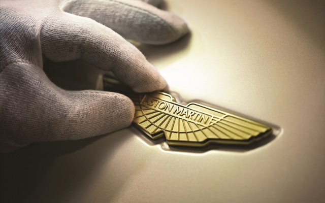 HD WallPapers from Collection - Aston Martin Wallpapers