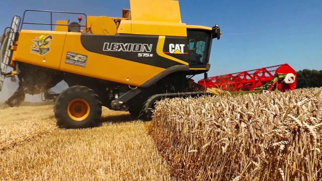 HD WallPapers from Collection - Caterpillar Lexion 575