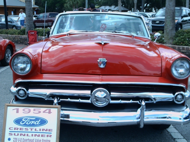 HD WallPapers from Collection - Ford Crestline Sunliner