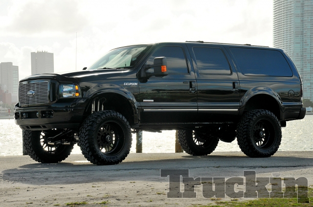 HD WallPapers from Collection - Ford Excursion