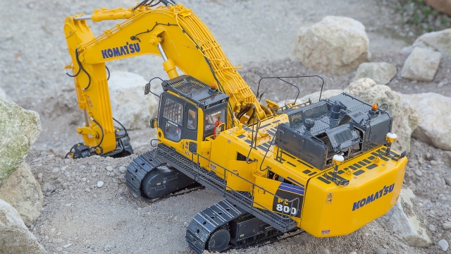 HD WallPapers from Collection - Komatsu Pc800 Excavator