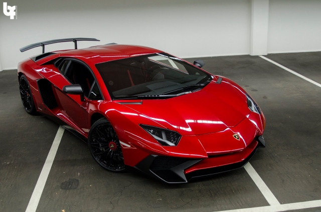 HD WallPapers from Collection - Lamborghini Aventador