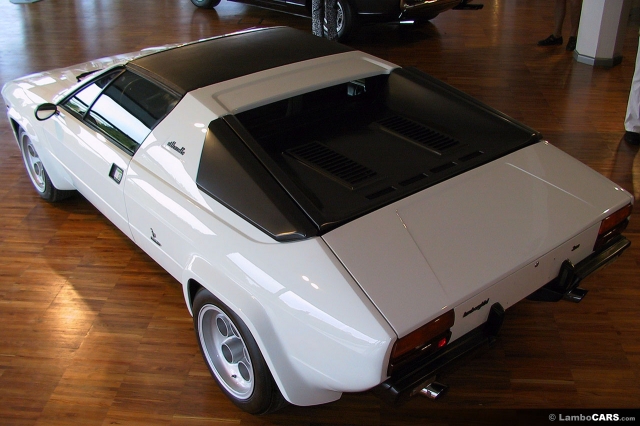 HD WallPapers from Collection - Lamborghini Silhouette P300