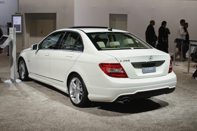 HD WallPapers from Collection - Mercedes Benz C250
