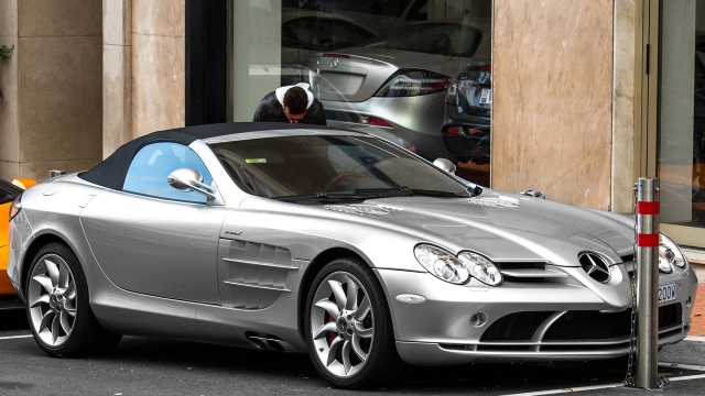 HD WallPapers from Collection - Mercedes Benz Slr Mclaren Roadster