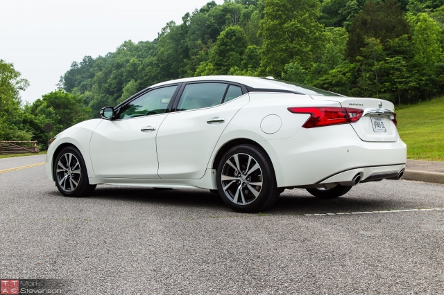 HD WallPapers from Collection - Nissan Maxima 8