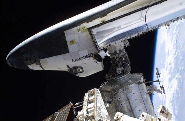HD WallPapers from Collection - Space Shuttle Discovery