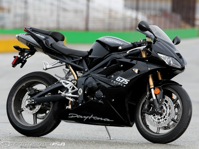 HD WallPapers from Collection - Triumph Daytona